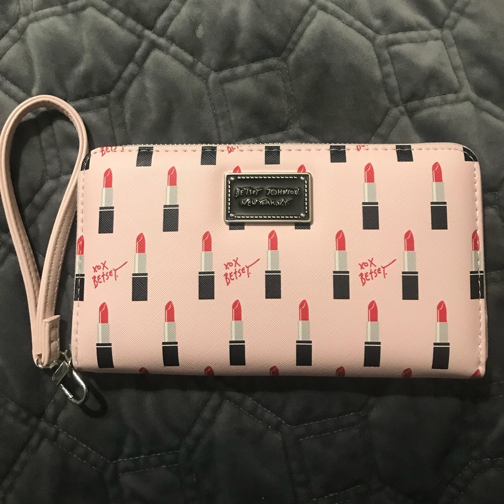 NWOT Betsey Johnson Wallet